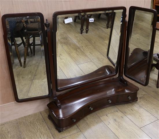 A triple dressing table mirror, H.80cm